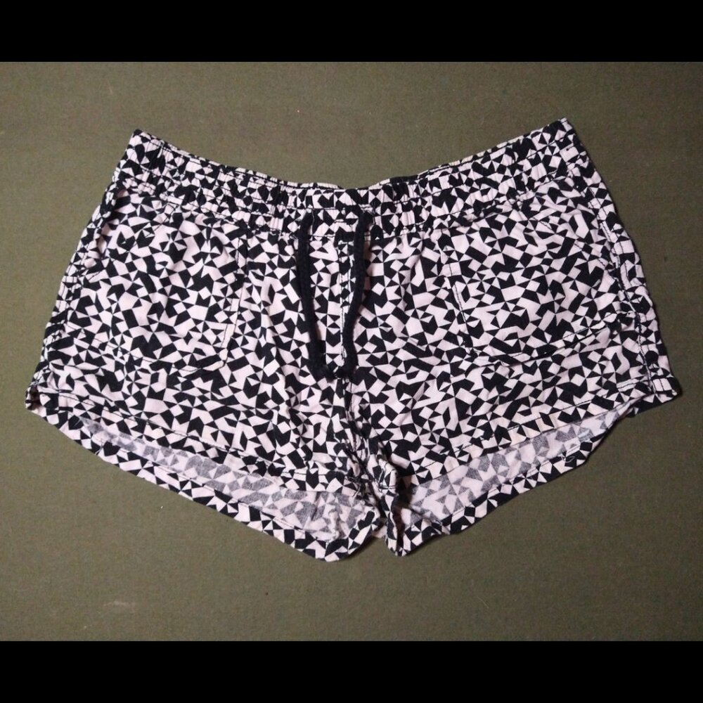 Arizona Geometric Pattern Shorts